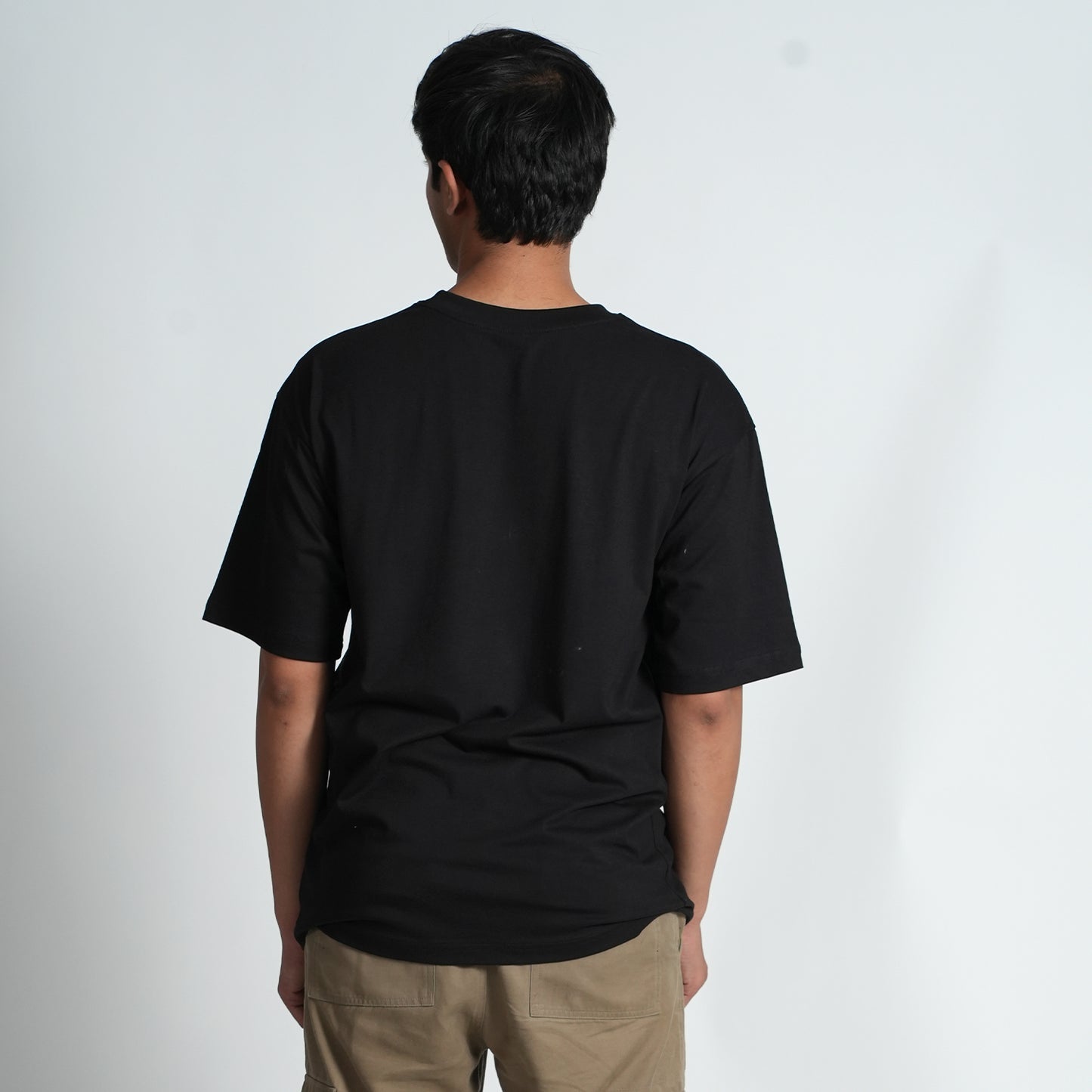 MONEY IS MOTIVATION BLACK OVERSIZED T-SHIRT