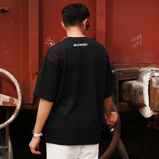 Bloopers Infinte Black Oversized Dropshoulder T-shirt