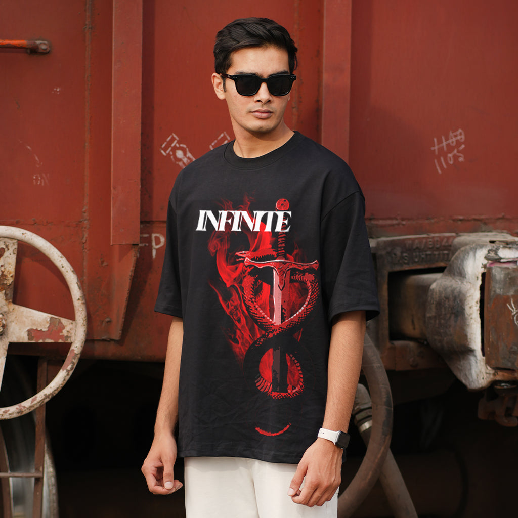 Bloopers Infinte Black Oversized Dropshoulder T-shirt