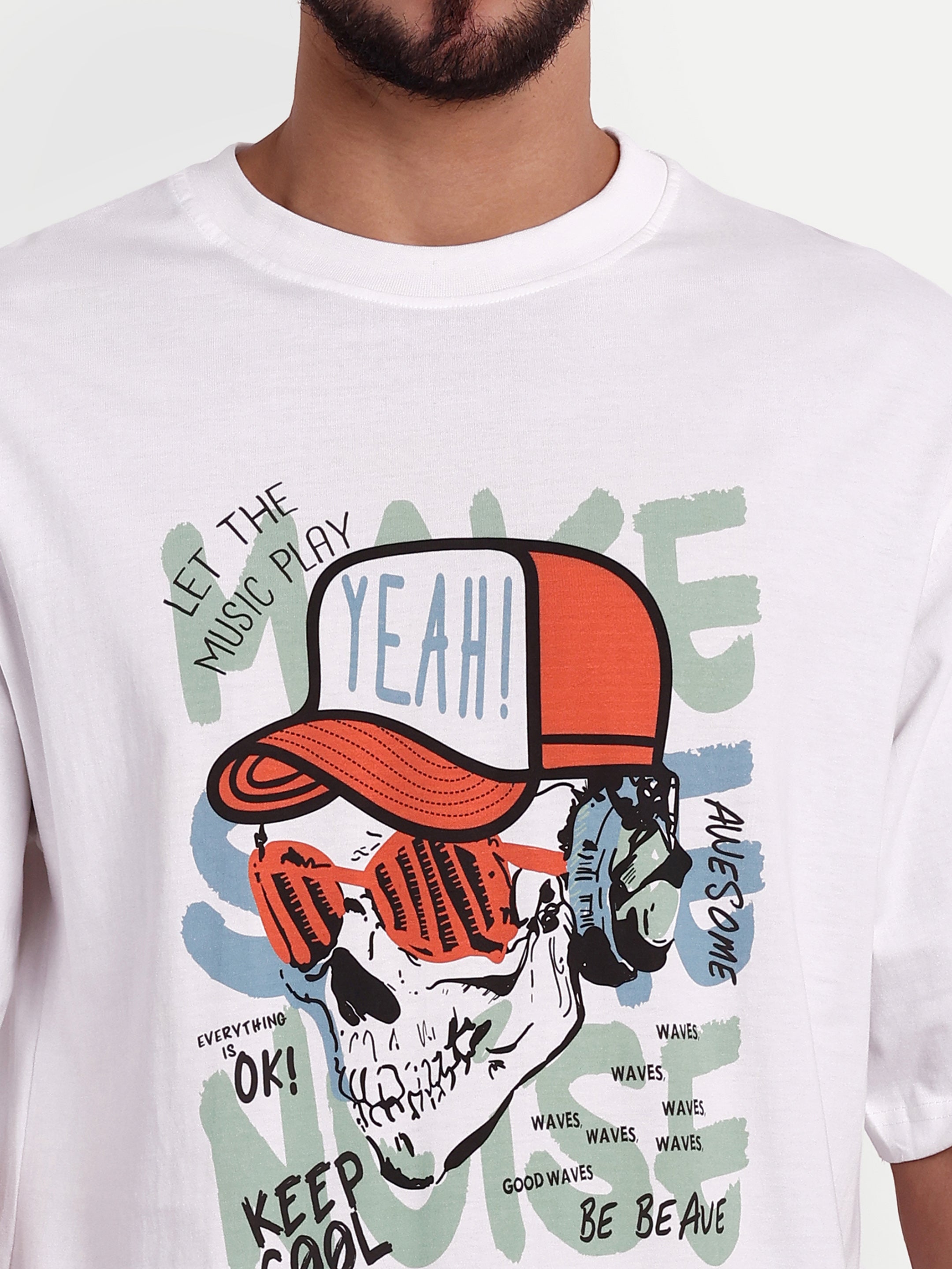 LET THE MUSIC PLAY Oversized T-shirt