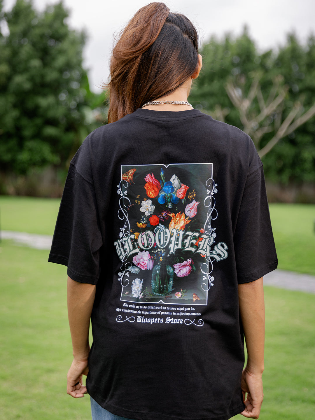 Women's Bloopers Flower drop shoulder half sleeve t-shirt