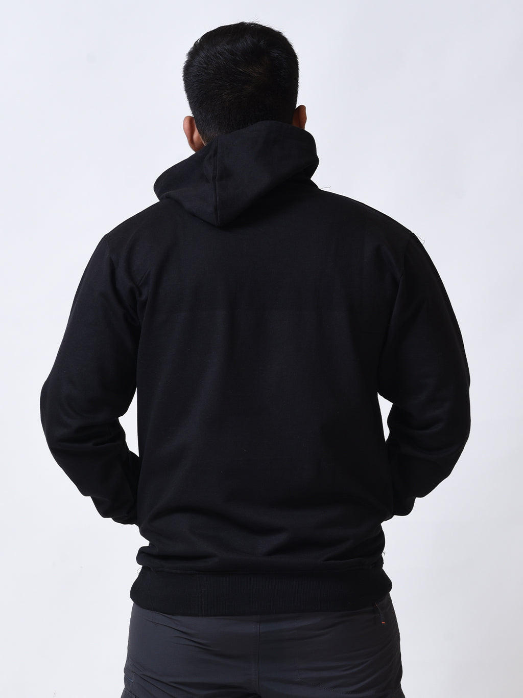 Bloopers Black Printed Winter wear Sweatshirt for Men