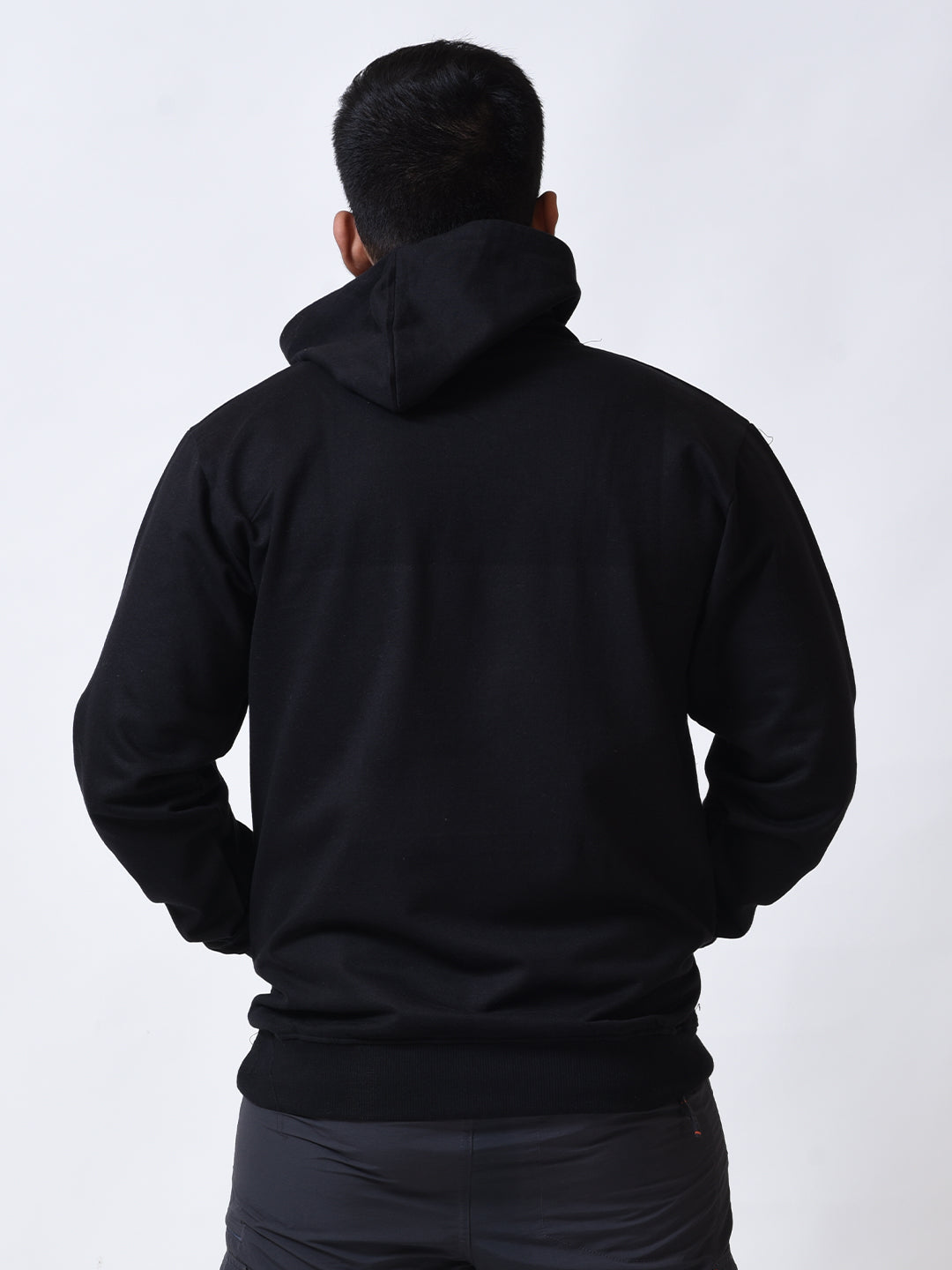 Bloopers Black Printed Winter wear Sweatshirt for Men