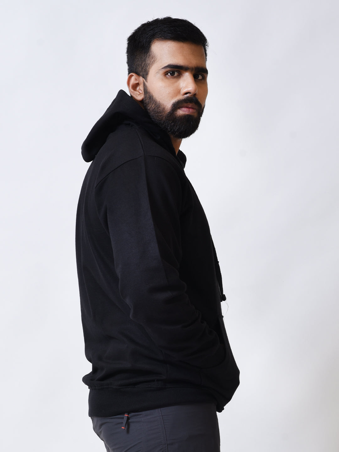 Bloopers Black Printed Winter wear Sweatshirt for Men