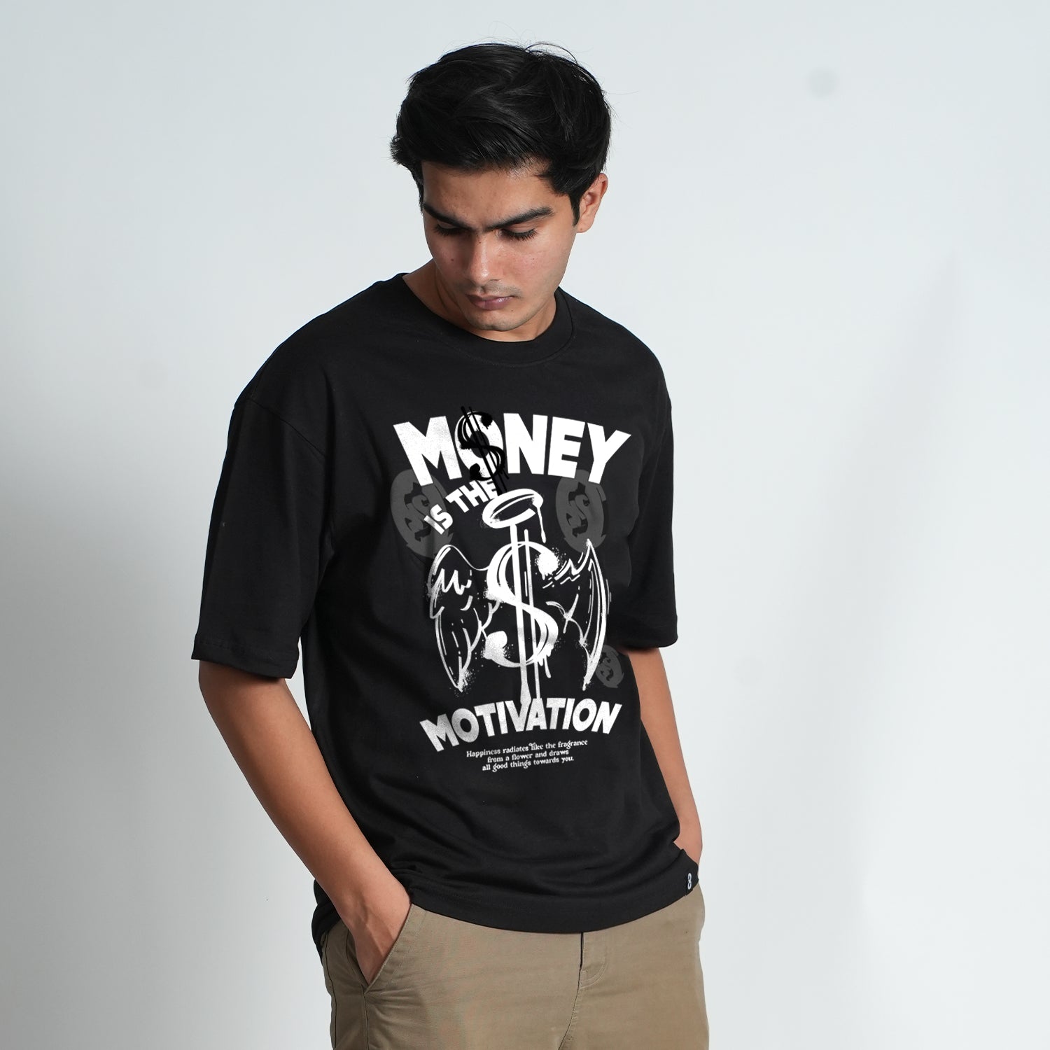 MONEY IS MOTIVATION BLACK OVERSIZED T-SHIRT