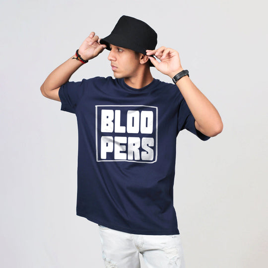 BLOOPERS TYPOGRAPHY  DROPSHOULDER OVERSIZED T-SHIRT