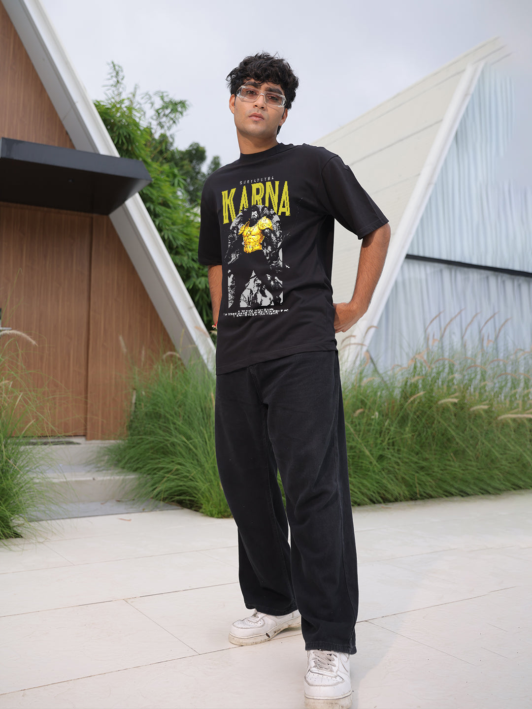 Karna Black Oversized Casual Loose Fit Round neck T-shirt for men