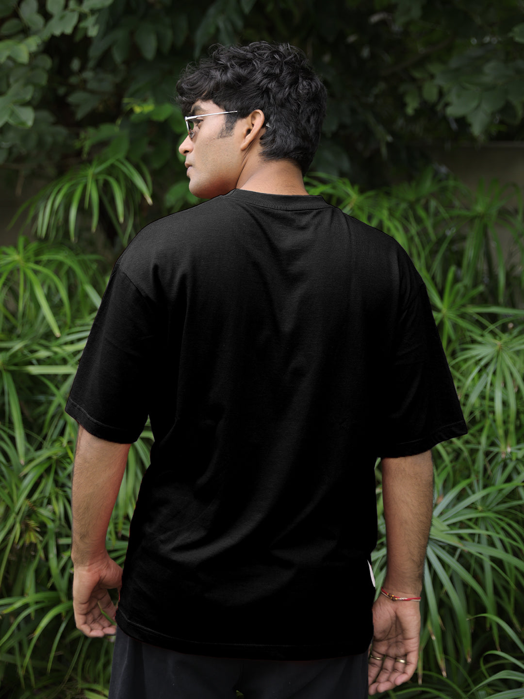 Karna Black Oversized Casual Loose Fit Round neck T-shirt for men