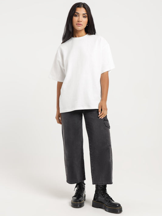 BASIC WHITE OVERSIZED WOMEN T-SHIRT
