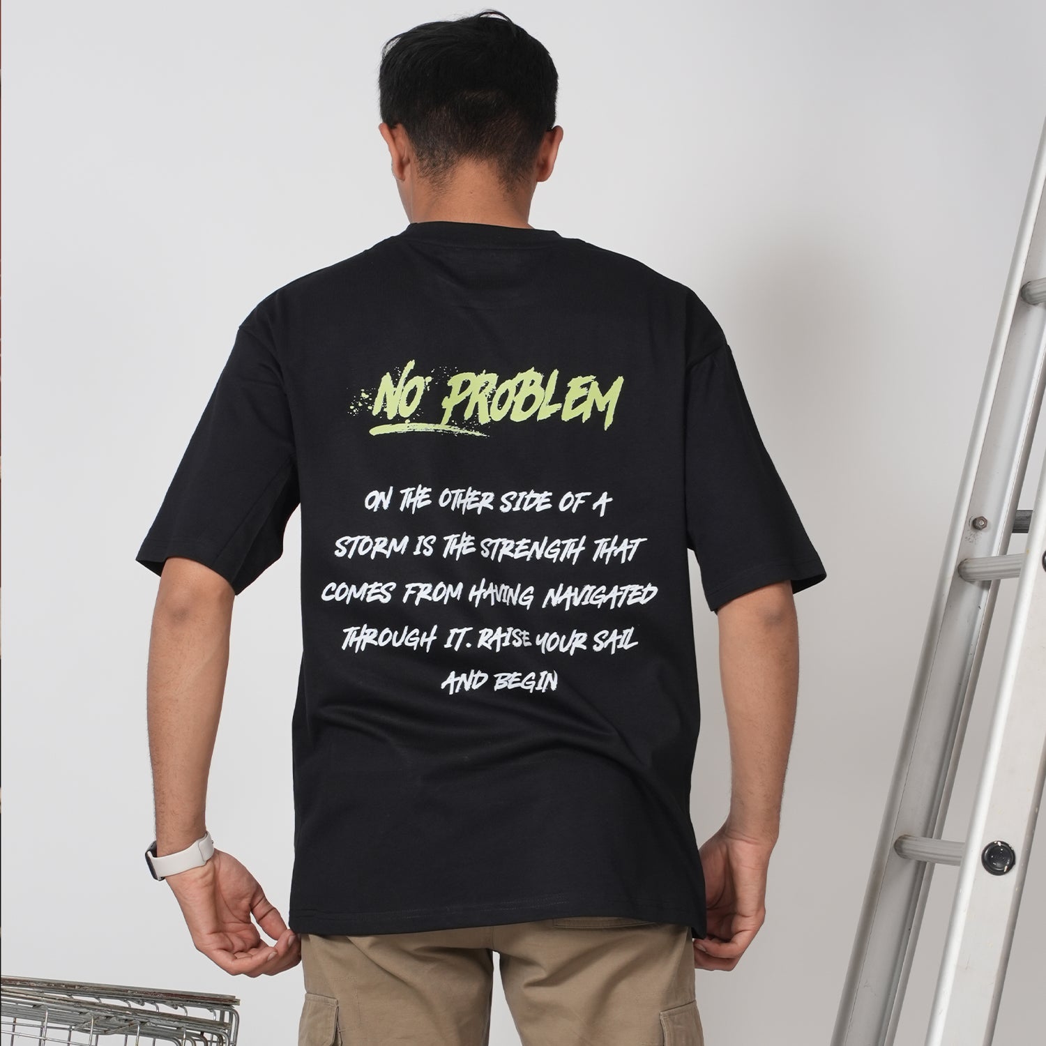 NO PROBLEM BLACK OVERSIZED T-SHIRT