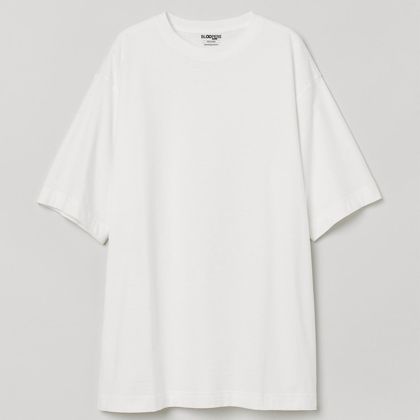 BASIC WHITE OVERSIZED  WOMEN T-SHIRT